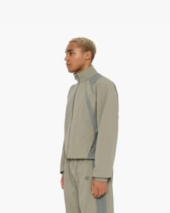 TRACK JACKET V3 WASABI -Vicinity Fashion Store 02 a11d7ced eb80 49cd 86ff df570ef891e9