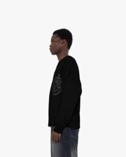 V-LOGO KNITWEAR BLACK -Vicinity Fashion Store 03 1c258637 31b5 4a9a 8e52 4c1235f2f44b