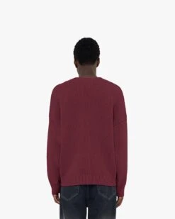 V-LOGO KNITWEAR DARK CHERRY -Vicinity Fashion Store 04 8fc021fd bd83 4e95 9ba3 b92401a59828