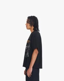 HAUNTED HOUSE TEE BLACK -Vicinity Fashion Store 04 b2814d31 b687 4c5f bcfa 62d14d978603