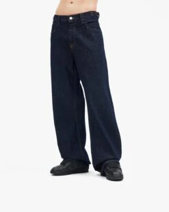 RAW DENIM -Vicinity Fashion Store 08 0acc3c5d 19aa 4b26 ac9d bfb3ad26ac48