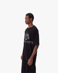UNIVERSITE D' VICINITY TEE BLACK -Vicinity Fashion Store Untitled 1 Recovered 0006 ColorFill2copy34