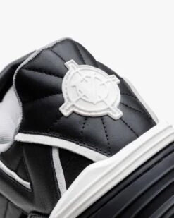 VITORIA "ZEBRA" -Vicinity Fashion Store Untitled 1 0004 Layer0copy24