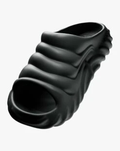 V-SLIDE - SHARK GREY -Vicinity Fashion Store Untitled 1 0008 Detail VVS Ecom Still Life Gray v003