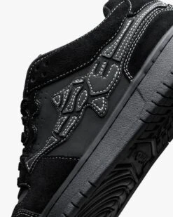 AKIMBO LOWS "BLACK PHANTOM" -Vicinity Fashion Store Untitled 1 0032 Layer0copy46