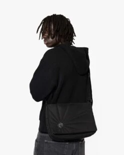 Vicinity Fashion Store -Vicinity Fashion Store shoulderbag 02