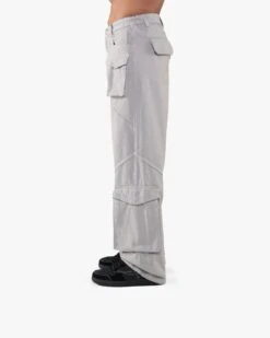 ASYMETRICAL CARGOPANTS DARK GREY -Vicinity Fashion Store website pic main Asymetrical 0000s 0001 21122022 Vicinity Puffershoot 943
