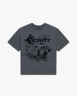 HIDDEN HILLS TEE DARK GREY